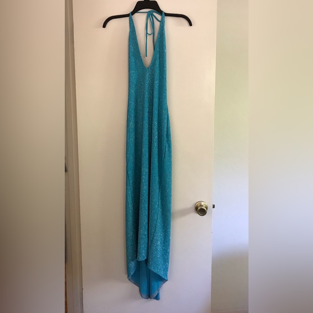 Formal Dress - Picture 4 of 4